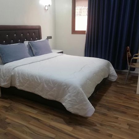 Hotel School Ersat Азру Экстерьер фото