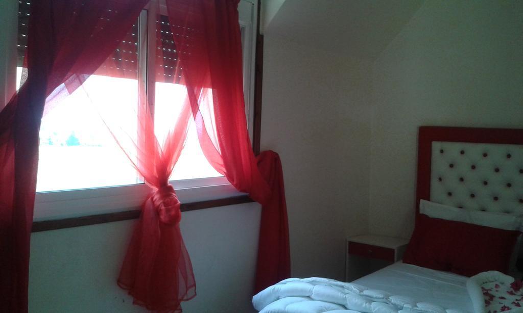 Hotel School Ersat Азру Экстерьер фото